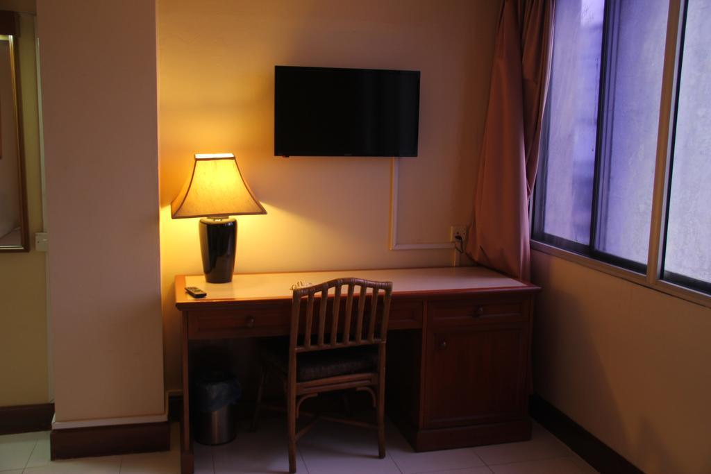 Orkid Hills Hotel Kuala Lumpur Exteriör bild
